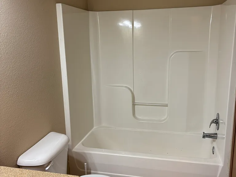 1202 SW Quartz Rd — Photo 12