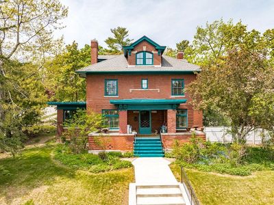 2401 E 5th St, Duluth, MN, 55812