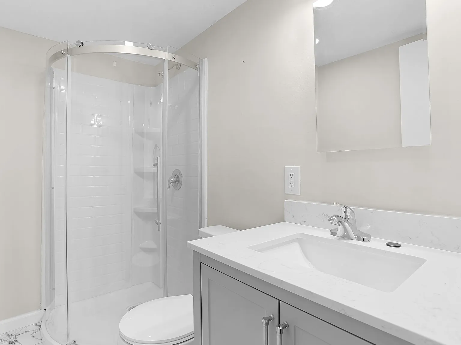 4 bed, 1152 sqft, $1,600 — Photo 4