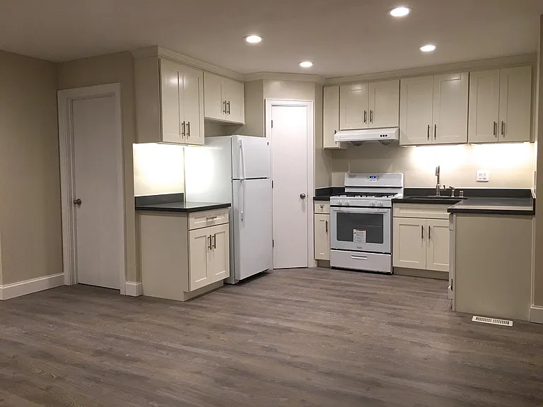 10653 Gardena Ct — Photo 2