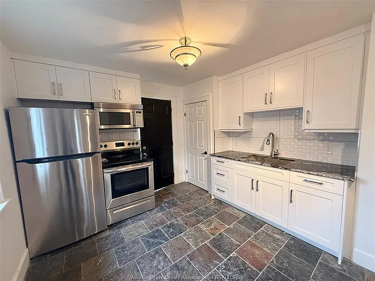 837 Louis Ave #UPPER — Photo 8