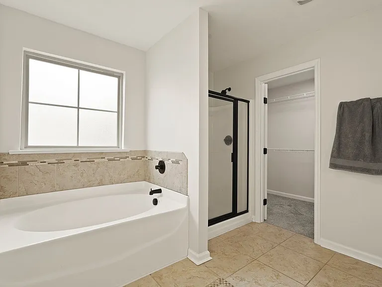 168 Green Paddock Cir — Photo 35