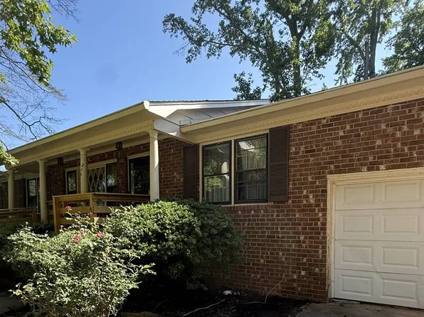 216 Claxton Dr, Greenville, SC 29617
