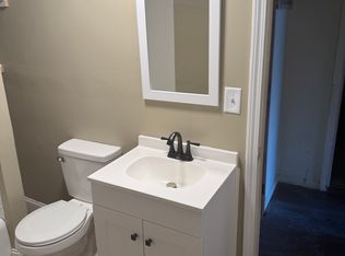 1222 Rauhut St, Burlington, NC 27217