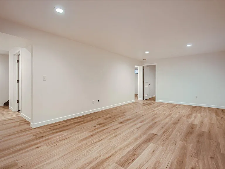 3231 Ammons Ct — Photo 6