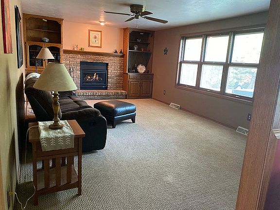 5th image of 1720 Sunnyside Ln
