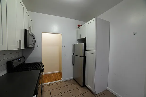 Rented by (Legacy) Tri Hill Realty Group LLC | media 9