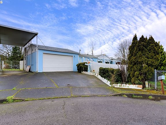 3rd image of 800 Mathias Ct