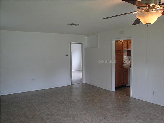 5th image of 1126 Gray St S