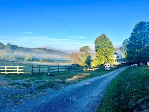 35 Ben Vass Rd, Ballard, WV 24918