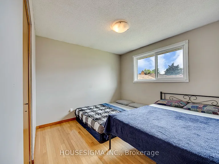 115 Scenic Wood Cres — Photo 16