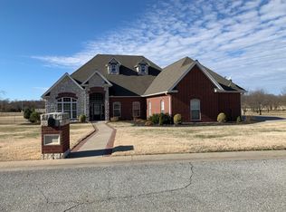 10911 W Peoria Cir, Miami, OK 74354