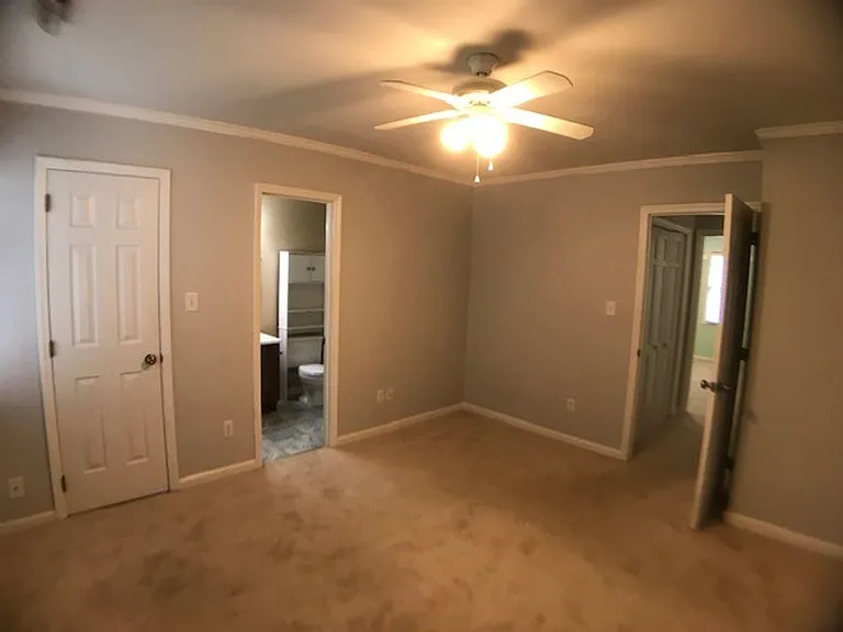 6749 Chauncey Dr — Photo 10