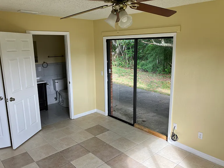 119 Orange Ave — Photo 5