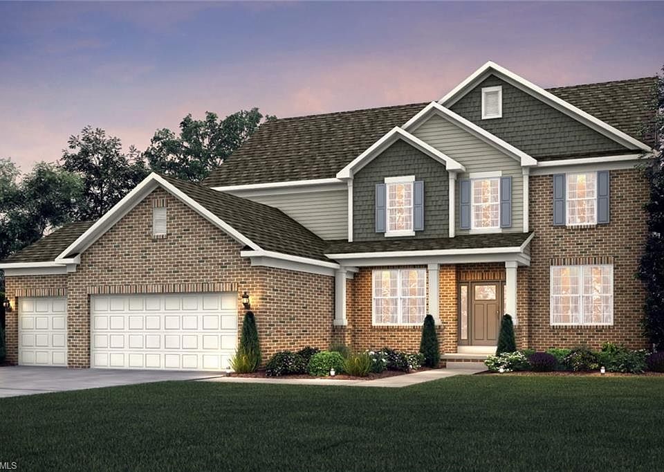 1st image of 16 Harvester Dr