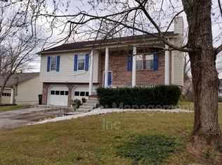 4621 Baverton Dr, Knoxville, TN 37921