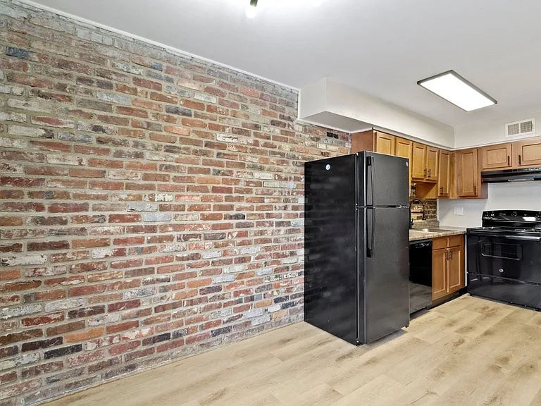 The Prairies Apartment Homes — Photo 23