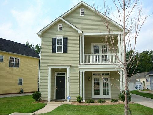1st image of 4814 Eaves Ln