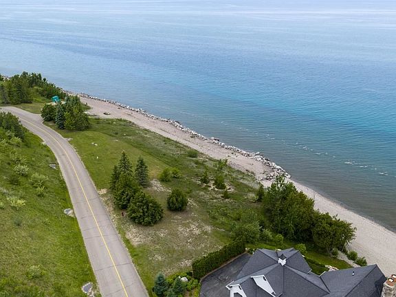 3rd image of 5222 Coastal Ridge Dr