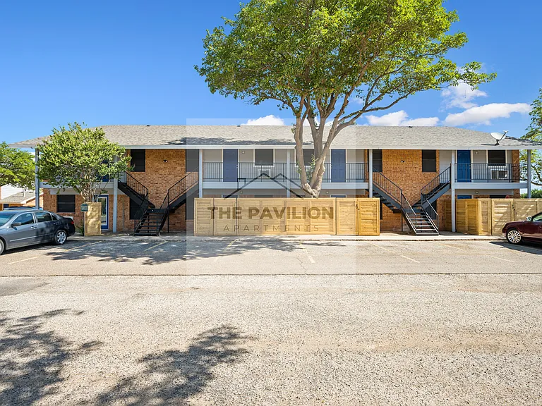 THE PAVILION APARTMENTS — Photo 36