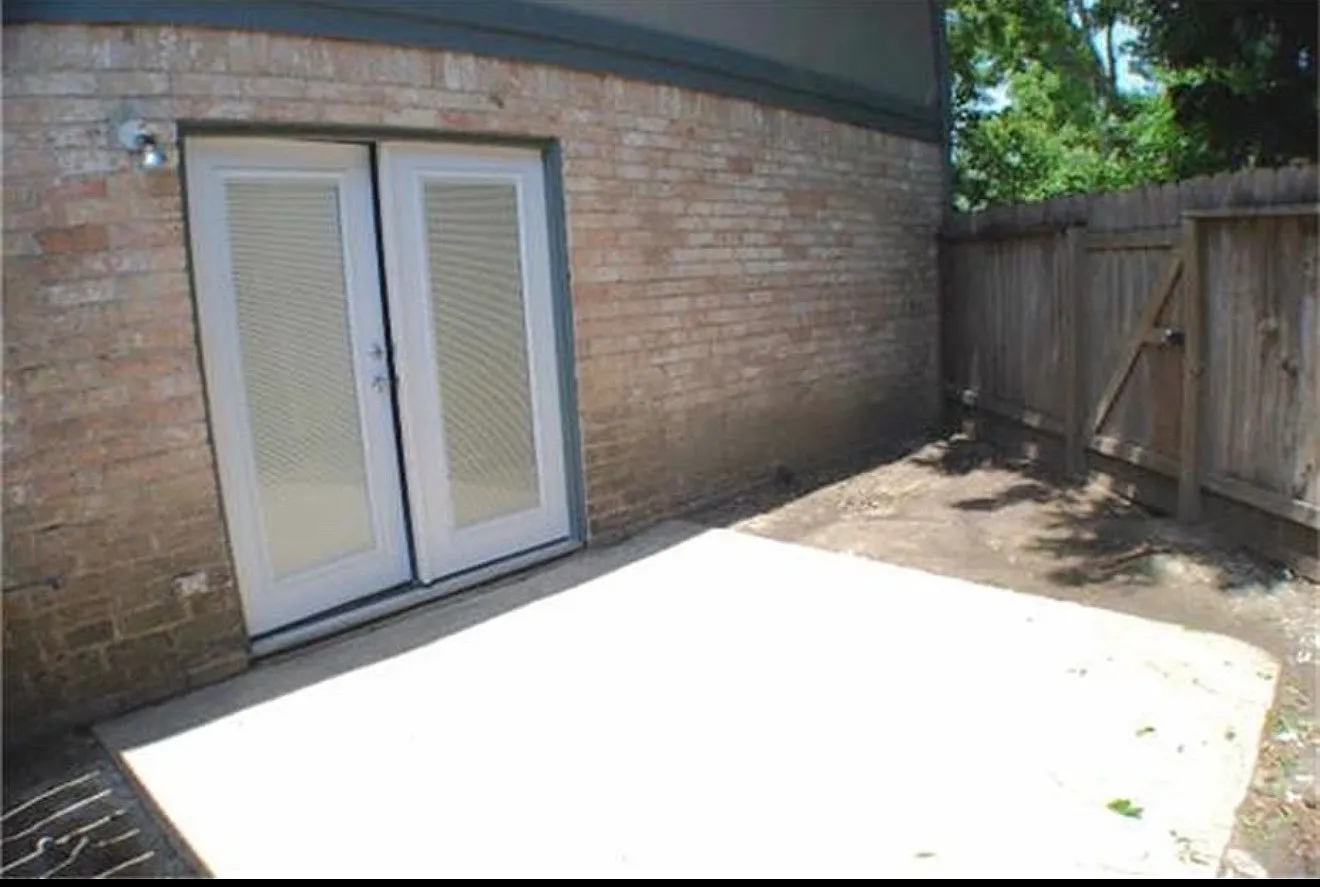 3 bed, 1165 sqft, $1,700 — Photo 2
