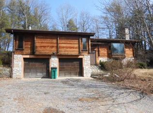 304 E Rindge Rd, Ashburnham, MA 01430