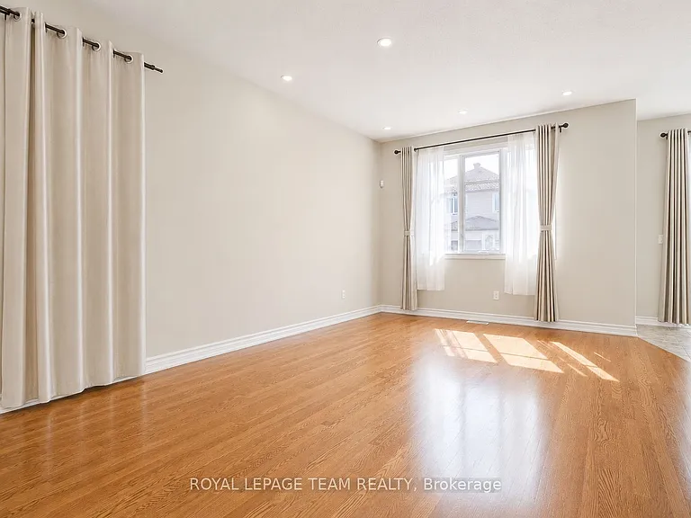 314 Glenbrae Ave — Photo 6