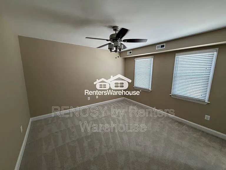 1514 McHenry St — Photo 11
