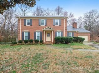 9930 Elm Creek Ln, Charlotte, NC 28277