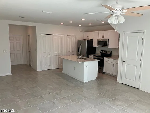 3 bed, 2.5 bath, 1378 sqft, $1,850 — Photo 3