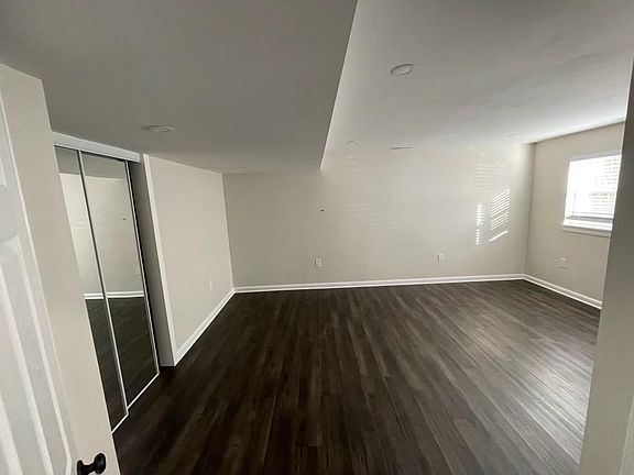 4th image of 1654 Forest Dr