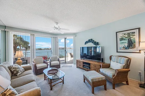 8020 Sailboat Key Blvd S #105 Photo 1