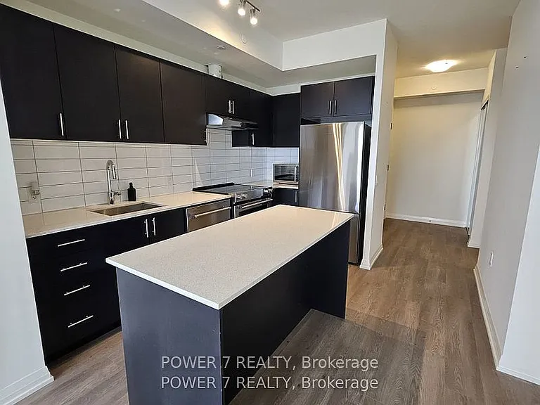 9000 Jane St #1620 — Photo 3