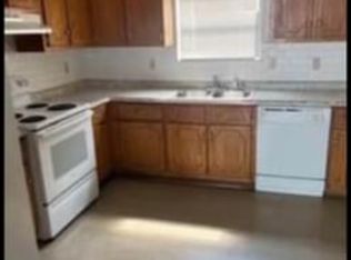 1051 Green Tee Rd #1, Tupelo, MS 38801