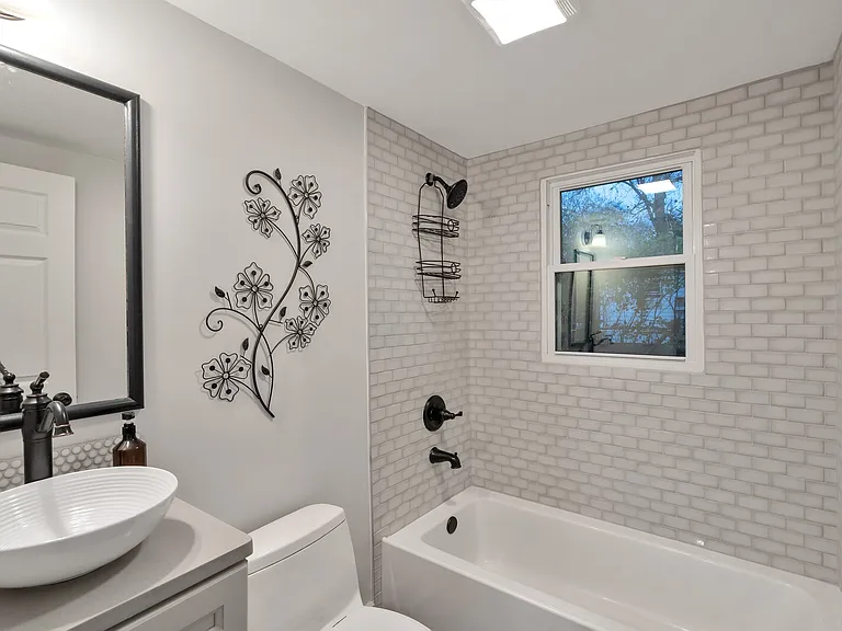 514 Drake Ave — Photo 17