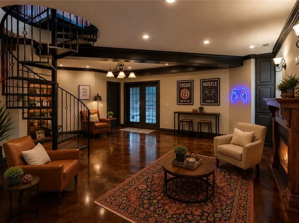 1303 NE Fairwinds Dr, Bentonville, AR 72712