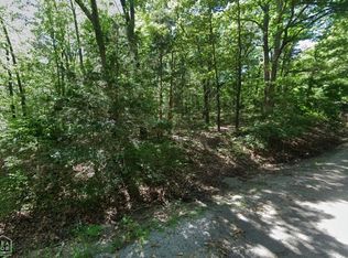 10 Mena Dr, Cherokee Village, AR 72529