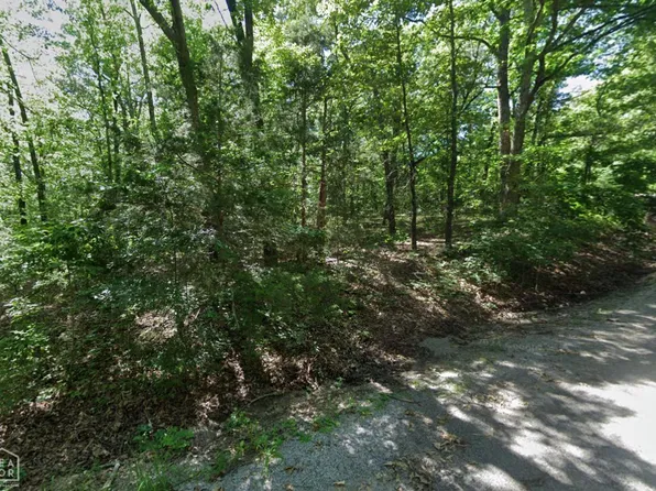 10 Mena Dr, Cherokee Village, AR 72529