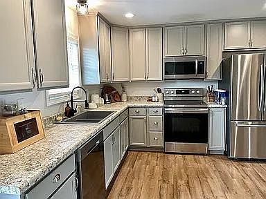 4th image of 1233 Keeneland Ct