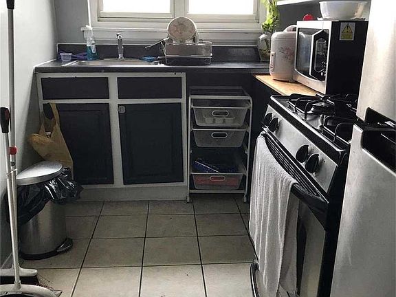 5th image of 214-05 Hillside Ave #B