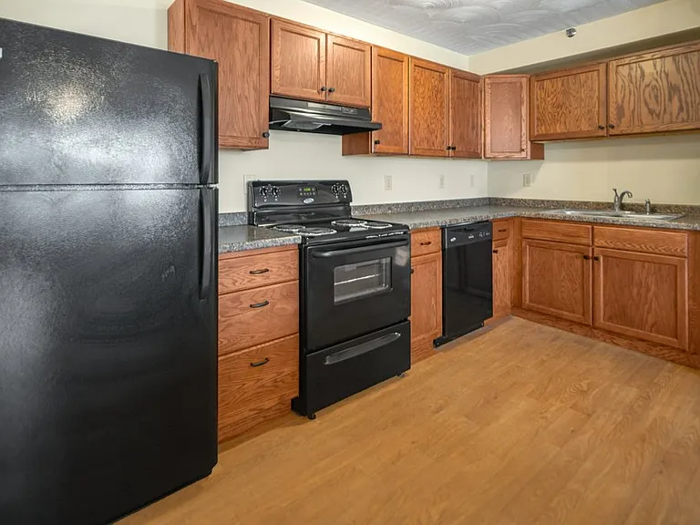 602 W Seneca St #A2 — Photo 3