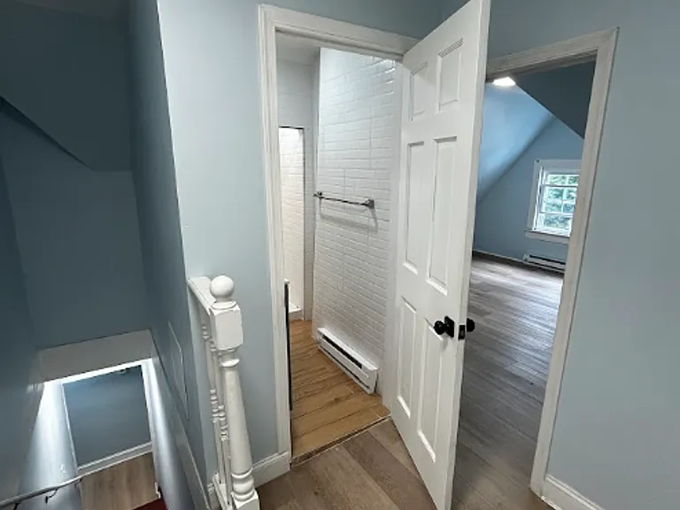 1638 Sanderson Ave — Photo 27