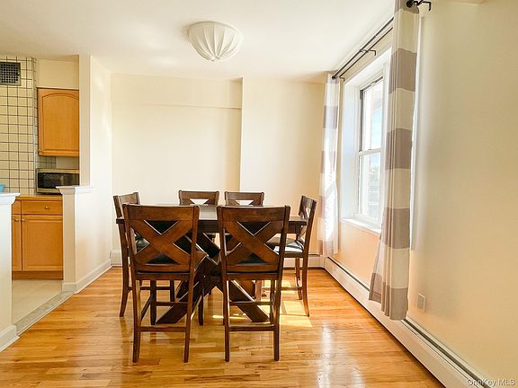 4th image of 15105 Cross Island Parkway #2C