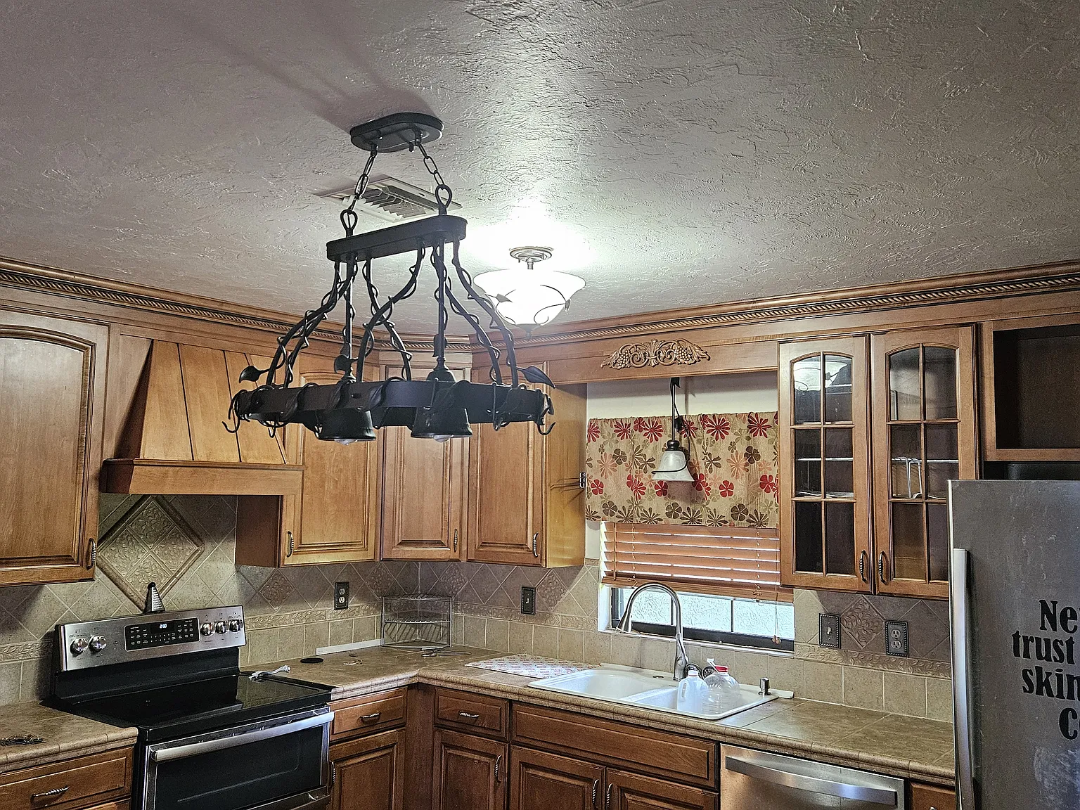 13700 SE 54th Ct — Photo 3