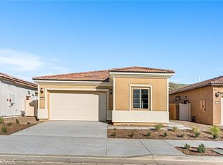 23686 Highvale Dr, Corona, CA 92883