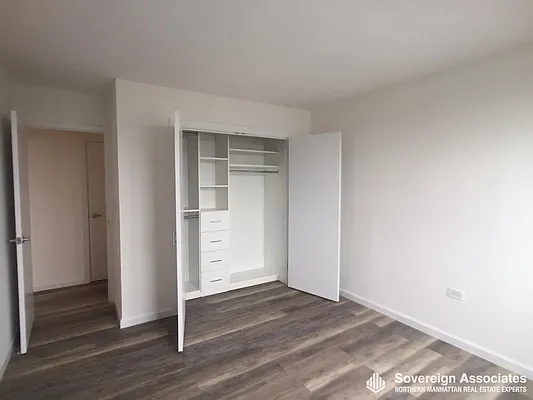 Rented by Sovereign Associates | media 13