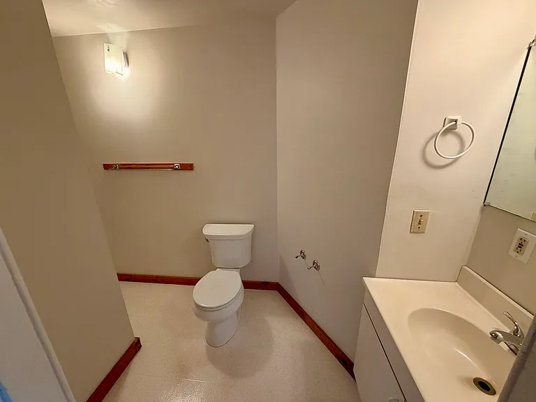 Full size bathroom.