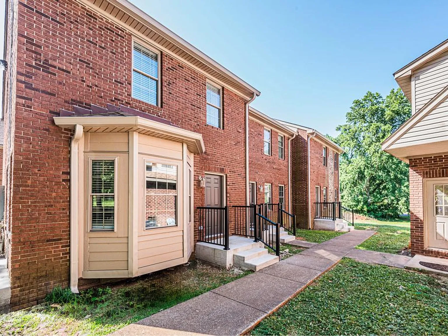 Ogden Place Apartments — Photo 2