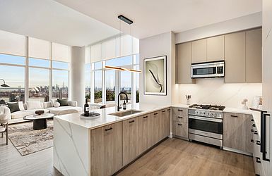 Lumen LIC at 23-15 44 Road in Hunters Point