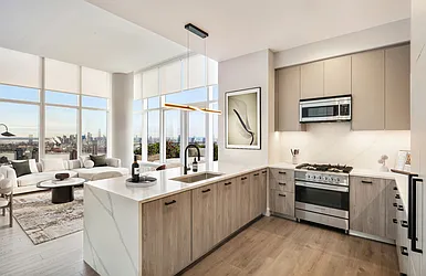 Lumen LIC at 23-15 44 Road in Hunters Point